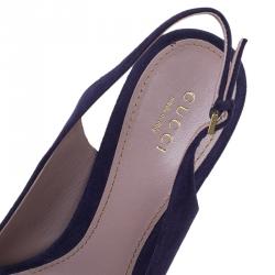 مملوكة مسبقًا صندل غوتشي سويدي بنفسجي مقدمة مفتوحة نعل سميك بفتحة كعب مقاس 38.5