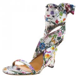 Pre Owned صندل بحزام للكاحل غوتشي ساتان طبعة الورود كعب روكي مقاس 38.5