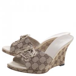مملوكة مسبقًا Gucci Beige GG Canvas Open Toe Wedge Heel Slides Size 39