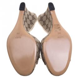 مملوكة مسبقًا Gucci Beige GG Canvas Open Toe Wedge Heel Slides Size 39