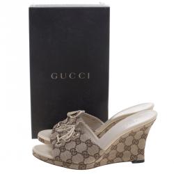 مملوكة مسبقًا Gucci Beige GG Canvas Open Toe Wedge Heel Slides Size 39