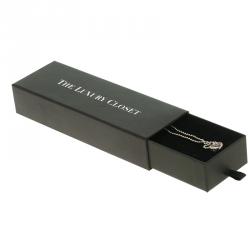 مملوكة مسبقًا Gucci GG Heart Pink Opal Silver Pendant Necklace 