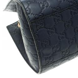 مملوكة مسبقًا Gucci Dark Blue Guccissima Leather Large Emily Chain Shoulder Bag