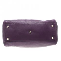 مملوكة مسبقًا حقيبة غوتشي متوسطة جلد حُبيبي بنفسجية