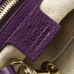 مملوكة مسبقًا حقيبة غوتشي متوسطة جلد حُبيبي بنفسجية