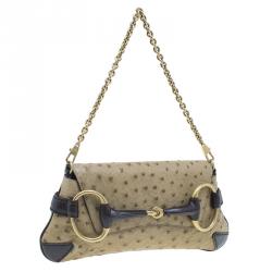 مملوكة مسبقًا Gucci Beige Ostrich Leather Small Horsebit Clutch