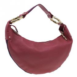 مملوكة مسبقًا Gucci Red Pebbled Leather Half Moon Bamboo Ring Hobo Bag