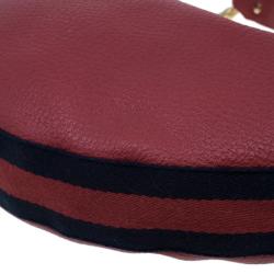 مملوكة مسبقًا Gucci Red Pebbled Leather Half Moon Bamboo Ring Hobo Bag