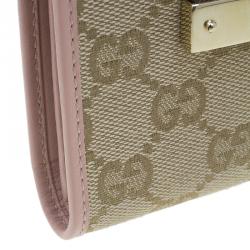 مملوكة مسبقًا محفظة غوتشي جلد ثعبان و كانفاس غوتشيسما بقلاب مضغوطة