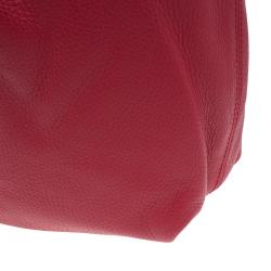 مملوكة مسبقًا حقيبة يد هوبو غوتشي سوهو جلد عجل حصوي حمراء 