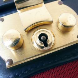 مملوكة مسبقًا حقيبة يد بوسطن غوتشي ويب جلد عجل سوداء