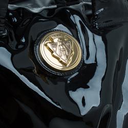 مملوكة مسبقًا Gucci Black Patent Leather Hysteria Top Handle Bag