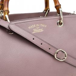 Pre Owned Gucci Light Pink Pebbled Leather Medium Bamboo Top Handle Bag