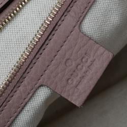 Pre Owned Gucci Light Pink Pebbled Leather Medium Bamboo Top Handle Bag
