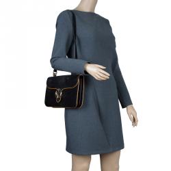 مملوكة مسبقًا حقيبة كتف غوتشي قلاب G دابل 1973 متوسطة سويدي أسود