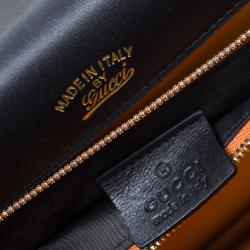 مملوكة مسبقًا حقيبة كتف غوتشي قلاب G دابل 1973 متوسطة سويدي أسود