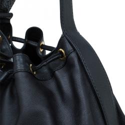 مملوكة مسبقًا Gucci Black Leather Medium Interlocking G Ornament Tassel Hobo