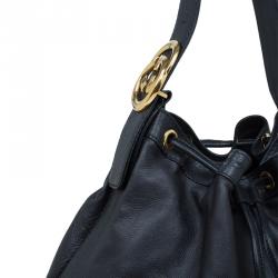 مملوكة مسبقًا Gucci Black Leather Medium Interlocking G Ornament Tassel Hobo