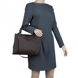 Pre Owned حقيبة غوتشي بامبو نايلون GG بني/ أسود