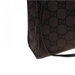 Pre Owned حقيبة غوتشي بامبو نايلون GG بني/ أسود