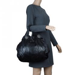 مملوكة مسبقًا Gucci Black Leather Large Hysteria Hobo