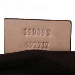 مملوكة مسبقًا حقيبة يد صغيرة غوتشي كانفاس GG وردي ميتاليك