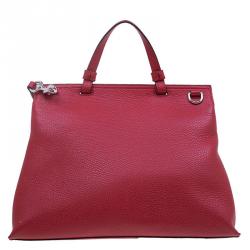 Pre Owned Gucci Red Leather Medium Bamboo Daily Top Handle Bag