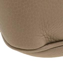 مملوكة مسبقًا حقيبة كتف غوتشي سوهو جلد بيج متوسطة بسلسلة