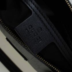 Pre Owned حقيبة غوتشي جوي بوسطن صغيرة كانفاس مقوى GG بيضاء/ سوداء