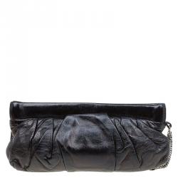 مملوكة مسبقًا حقيبة كلاتش غوتشي حمالة معصم بوب نايت جلد سوداء ميتالك