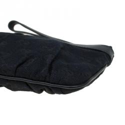 مملوكة مسبقًا Gucci Black GG Canvas Interlocking G Wristlet Pouch
