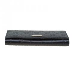 مملوكة مسبقًا Gucci Black Guccissima Leather Wallet On Chain