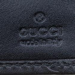 مملوكة مسبقًا Gucci Black Guccissima Leather Wallet On Chain
