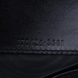 مملوكة مسبقًا Gucci Black Guccissima Leather Wallet On Chain