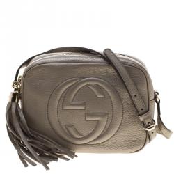 مملوكة مسبقًا Gucci Magenta Metallic Beige Leather Small Soho Disco Shoulder Bag