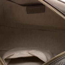 مملوكة مسبقًا Gucci Magenta Metallic Beige Leather Small Soho Disco Shoulder Bag