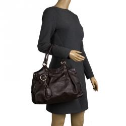 مملوكة مسبقًا حقيبة يد غوتشي سوكي متوسطة جلد غوتشيسيما عنابية داكنة