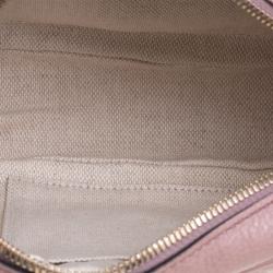 مملوكة مسبقًا Gucci Beige Pebbled Leather Small Soho Disco Shoulder Bag