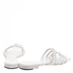 مملوكة مسبقًا صندل فلات غوتشي جلد أبيض مغزول بسيور مقاس 39.5