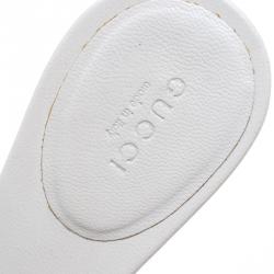 مملوكة مسبقًا صندل فلات غوتشي جلد أبيض مغزول بسيور مقاس 39.5