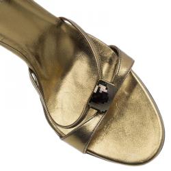 مملوكة مسبقًا صندل غوتشي جيويلد برونز بحزام للكاحل مقاس 41