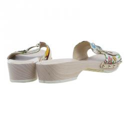 Pre Owned شبشب غوتشي كانفاس نقس زهري نعل خشبي مقاس 37.5