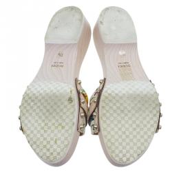 Pre Owned شبشب غوتشي كانفاس نقس زهري نعل خشبي مقاس 37.5