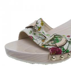 Pre Owned شبشب غوتشي كانفاس نقس زهري نعل خشبي مقاس 37.5