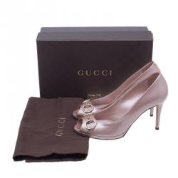 Pre Owned حذاء غوتشي نيوهوليوود جلد وردي ميتاليك بحلية لجام الحصان و مقدمة مفتوحة مقاس 38.5