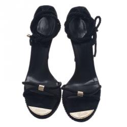 مملوكة مسبقًا صندل غوتشي أسود سيور أحبال ورباط مقاس 40.5