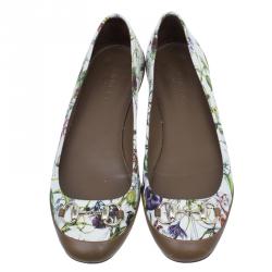 مملوكة مسبقًا حذاء فلات غوتشي نقوش أزهار حلية هورسبت أبيض مقاس 36.5