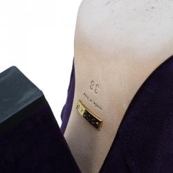 Pre Owned بوت للكاحل غوتشي سويدي أرجواني بإبزيم مقاس 38