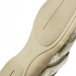 مملوكة مسبقًا حذاء رياضي غوتشي كانفاس غوتشيسيما ميتاليك و جلد بلازق مقاس 38