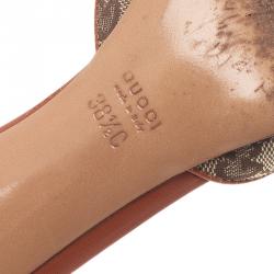 مملوكة مسبقًا صندل سلايد غوتشي غوتشيسيما مزين بأبزيم كانفاس بيج مقاس 38.5